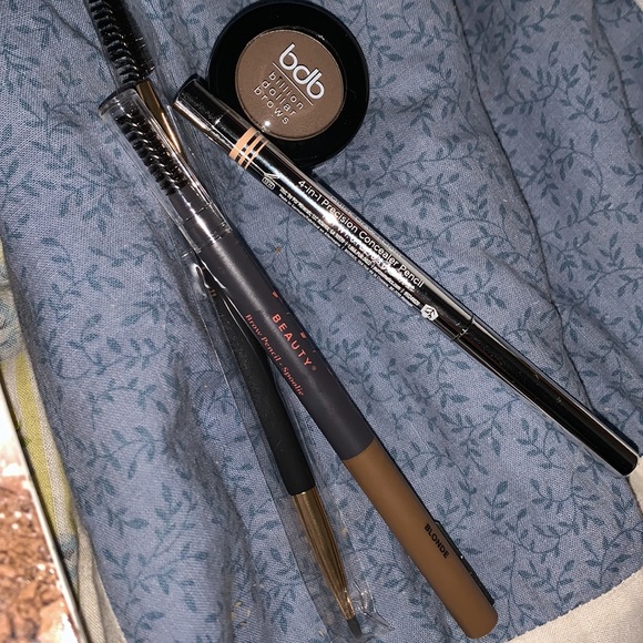 ๐ perfect brow kit๐ - Picture 5 of 16